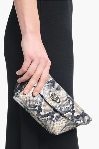 Loquette Clutch | Python