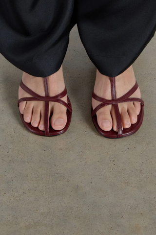 Tee Sandal | Bordeaux