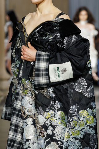 Embroidered Jacquard Gilet Barbour Coat | Black