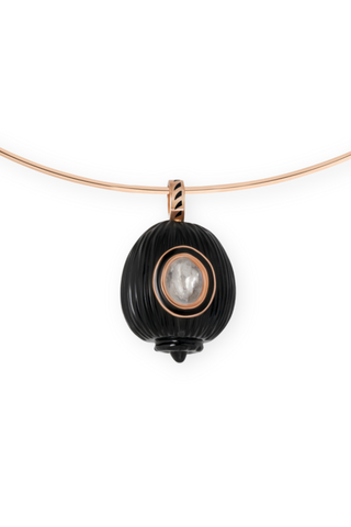 Classic Onyx Coquito Charm | Polki Diamond