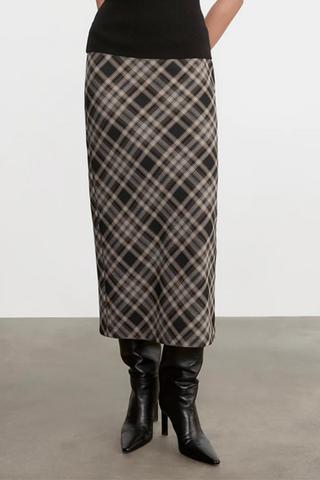 Easy Plaid Bias Skirt | Plaid