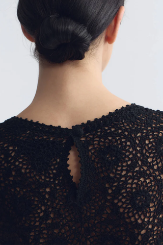 Elionne Sweater | Black