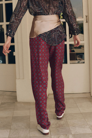 The Tailored Pull On Pant | Medallion Tie Print