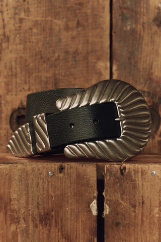 The Big Buckle Belt | Black With Silver