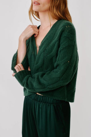 Jolie V-Neck Cropped Cable Cardigan | Hunter Green