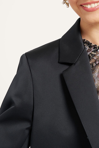 Luckycharm Jacket With Feathers | Solid Black