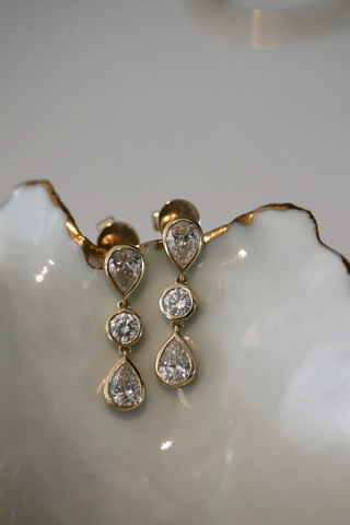 Deluxe Diamond Raindrop Earrings
