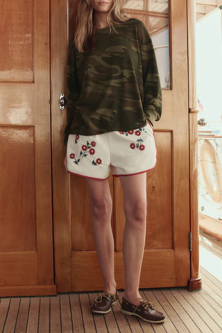 The Dolphin Short | Natural W/ Field Floral Embroidery
