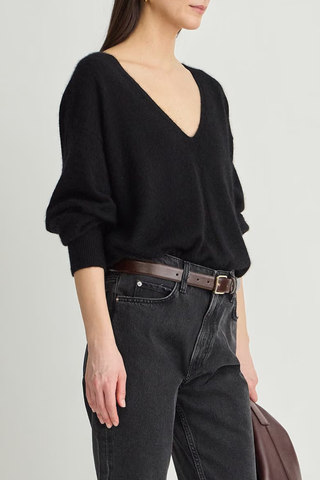 Softest Silk Cashmere V-Neck Sweater | Black