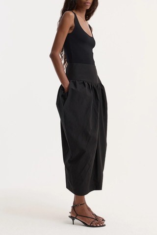 Sculptural Volume Skirt | Black