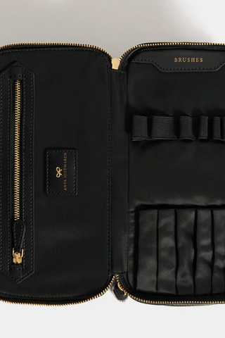 Logo Make-Up Pouch | Black
