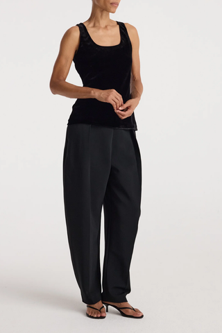 Scoop-Neck Silk Velvet Top | Black
