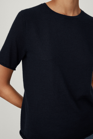 Ari Tee | Black