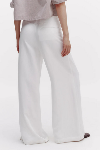 Dee's Trouser | White