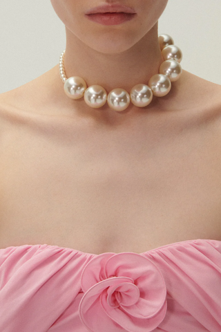 Oversized & Mini Pearls Collar Necklace