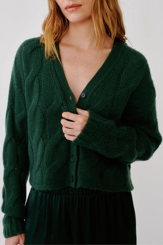 Jolie V-Neck Cropped Cable Cardigan | Hunter Green