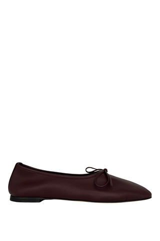 Gala Shoe W/ Bow | Bordeaux