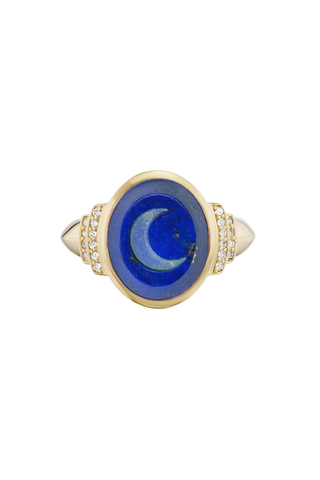 Intaglio Crescent Moon Motif Signet Ring