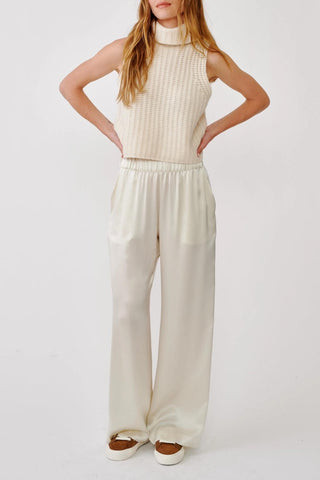 Saige Cropped Turtleneck | Gardenia