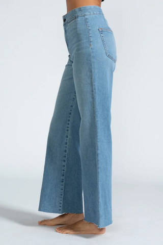 Brighton Crop | Barrio