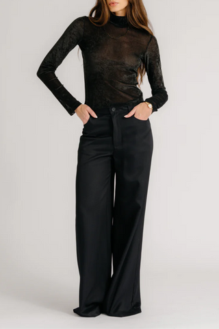 Hailey Fitted Mock Neck | Black