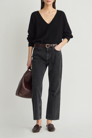 Softest Silk Cashmere V-Neck Sweater | Black