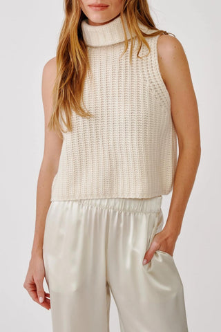 Saige Cropped Turtleneck | Gardenia