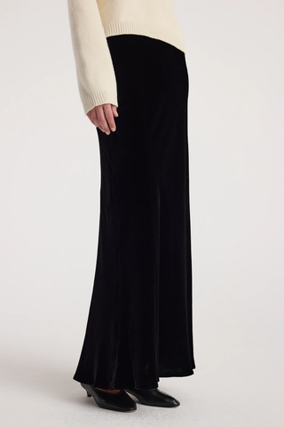 Fluid Velvet Skirt | Black